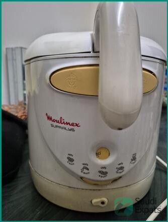 samsung-s10-plus-and-molineux-deep-fryer-for-sale-in-riyadh-great-condition-big-0