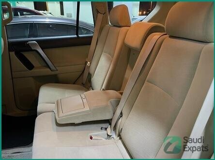 2016-toyota-land-cruiser-prado-txl-v4-27l-dhahran-big-3
