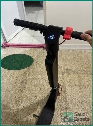 fx-8-electric-scooter-for-sale-excellent-condition-in-riyadh-big-2