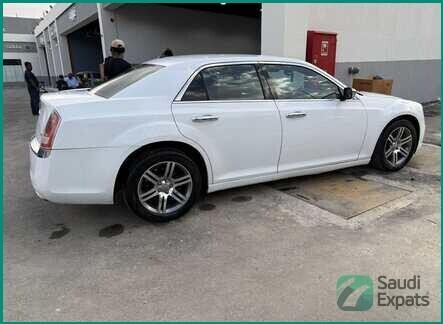 2012-chrysler-300c-v6-in-excellent-condition-riyadh-big-1