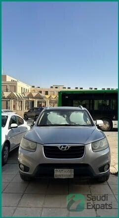 2012-hyundai-santa-fe-excellent-condition-hara-big-2