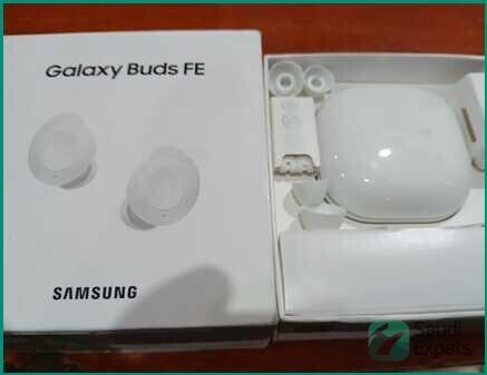 brand-new-samsung-galaxy-buds-fe-with-warranty-in-jubail-big-0
