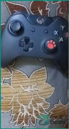 gta-5-cd-for-xbox-one-barely-used-dammam-big-4