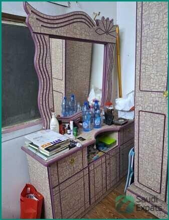 king-size-bedset-with-mattress-and-cupboard-in-riyadh-big-3