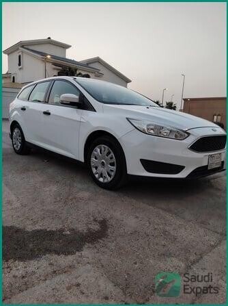 2017-ford-focus-station-wagon-in-excellent-condition-for-sale-big-0