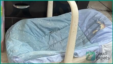 free-baby-cot-available-in-riyadh-big-0