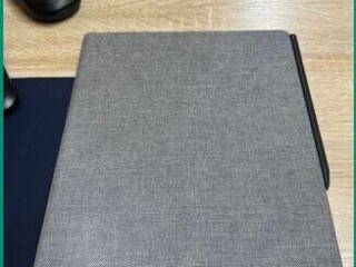 remarkable-2-tablet-with-accessories-lightly-used