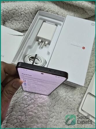 xiaomi-14t-512gb-12gb-ram-nearly-new-khobar-big-4