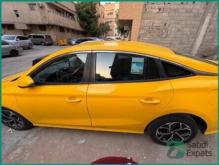 mg-gt-2022-lease-transfer-in-riyadh-excellent-condition-big-2