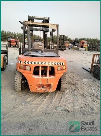 forklift-rental-3-11-ton-in-jubail-big-0