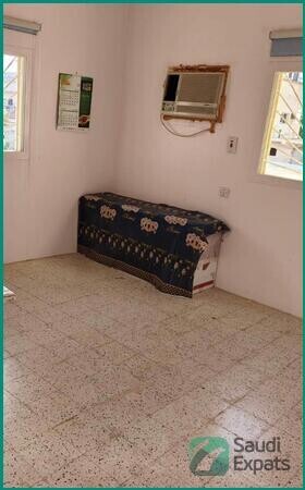 window-air-conditioners-for-sale-in-duba-excellent-quality-big-0