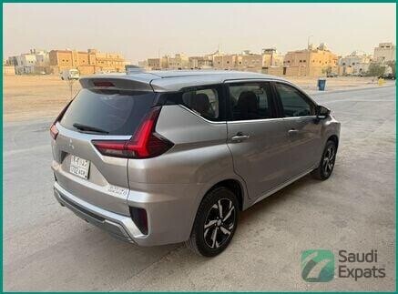 mitsubishi-xpander-2023-automatic-riyadh-big-2