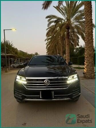 2019-volkswagen-touareg-full-option-al-yasmin-78000-km-excellent-condition-big-0