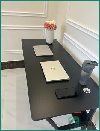 black-home-office-desk-in-excellent-condition-riyadh-big-0