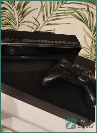 xbox-one-x-with-kinect-and-ssd-upgrade-in-jeddah-big-2