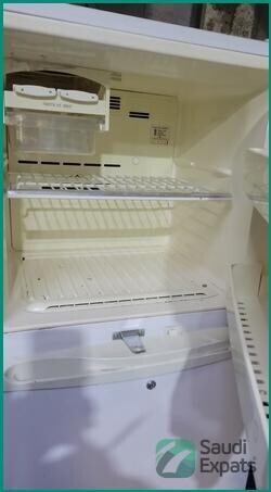 lg-refrigerator-110v-in-riyadh-excellent-condition-big-2