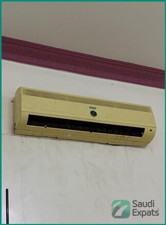 crown-2-tonne-split-ac-for-sale-in-al-majmaah-excellent-cooling-big-0