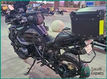 2018-bmw-gsa-1200-for-sale-in-riyadh-excellent-condition-big-2