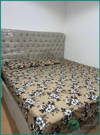 full-size-bed-with-mattress-in-riyadh-negotiable-price-big-0
