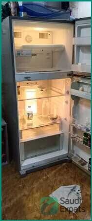 lg-silver-digital-refrigerator-for-sale-in-al-malaz-sar-850-big-2