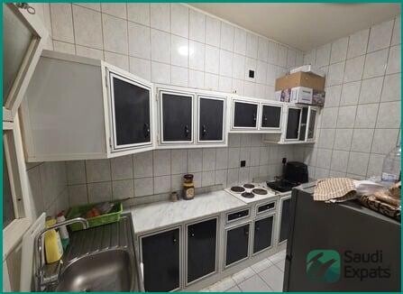 spacious-room-for-rent-in-al-muruj-2bhk-apartment-with-amenities-big-2