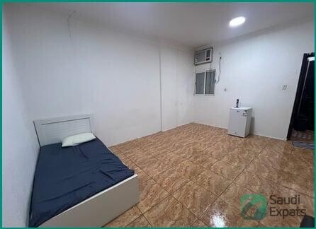 fully-furnished-1-br-apartment-for-south-indian-bachelor-in-jubail-big-0
