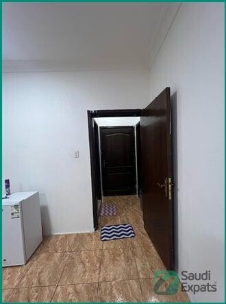 fully-furnished-1-br-apartment-for-south-indian-bachelor-in-jubail-big-2
