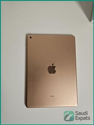 ipad-6th-generation-2018-rose-gold-32gb-excellent-condition-riyadh-big-0