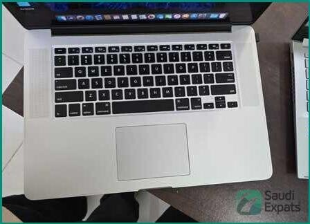 apple-macbook-pro-2015-154-great-condition-riyadh-big-1