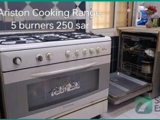 ariston-5-burner-cooking-range-in-riyadh-great-condition