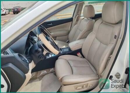 2014-nissan-maxima-full-option-in-jeddah-232000-km-big-0
