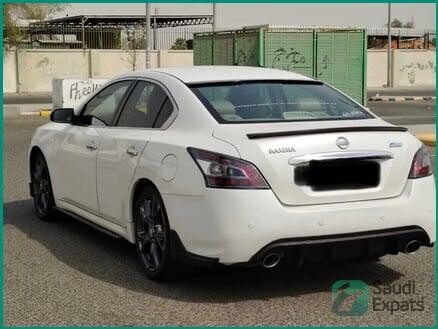 2014-nissan-maxima-full-option-in-jeddah-232000-km-big-2