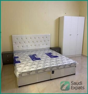 brand-new-king-size-beds-and-bedroom-furniture-in-jeddah-big-2