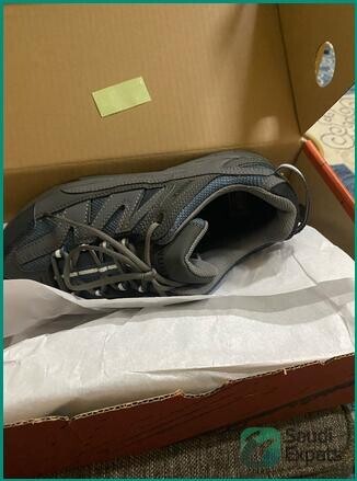 brand-new-red-wing-shoes-size-42-for-sale-in-jubail-big-0