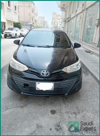 2019-toyota-yaris-automatic-136000-km-khobar-big-0