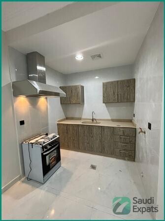 new-luxury-building-for-rent-in-jubail-ideal-for-companies-big-3