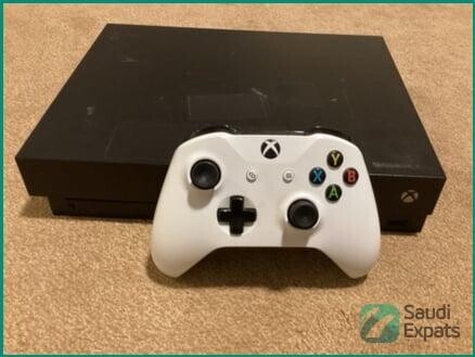 samsung-tv-console-ps-vr2-xbox-one-for-sale-in-riyadh-big-0