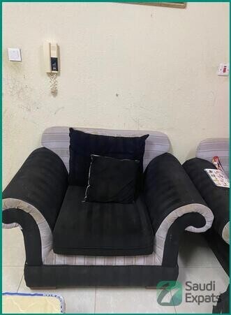 free-7-seater-sofa-set-in-jubail-big-2