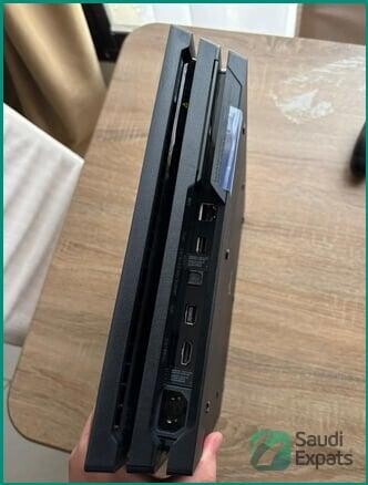 playstation-4-pro-1tb-with-games-and-accessories-in-dammam-big-3