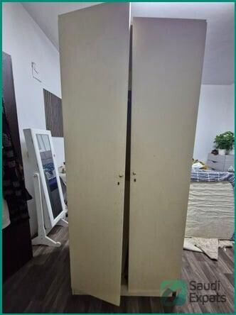 free-cupboard-almirah-available-in-al-murabba-riyadh-big-0