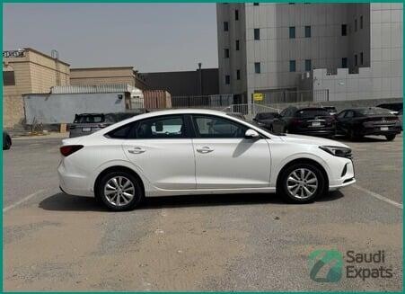 changan-eado-2023-automatic-56288-km-lease-transfer-in-riyadh-big-2