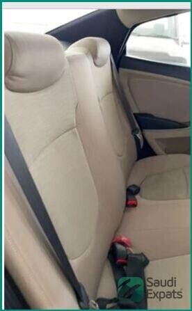 2017-hyundai-accent-for-sale-in-dammam-automatic-well-maintained-big-4