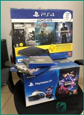 playstation-4-bundle-with-vr-controllers-and-games-in-riyadh-big-0