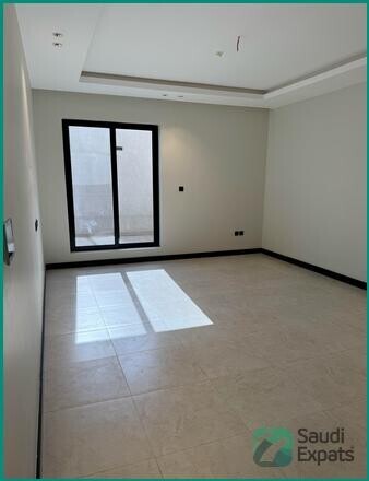 spacious-3-bedroom-apartment-in-riyadh-with-modern-amenities-big-1