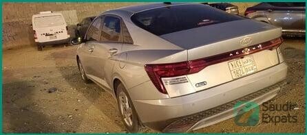 2024-hyundai-accent-lease-transfer-in-riyadh-big-2