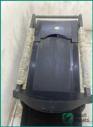 treadmill-for-sale-heavy-duty-excellent-condition-big-2