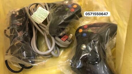 xbox-360-slim-with-kinect-and-50-games-sar-850-big-2