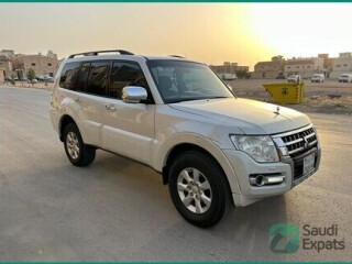 2016-mitsubishi-pajero-gls-4wd-for-sale-in-riyadh