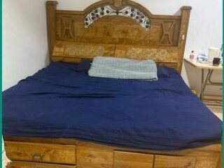 super-king-size-bedroom-set-with-mattress-and-wardrobe