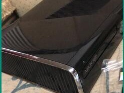 xbox-360-slim-with-kinect-controllers-and-50-games